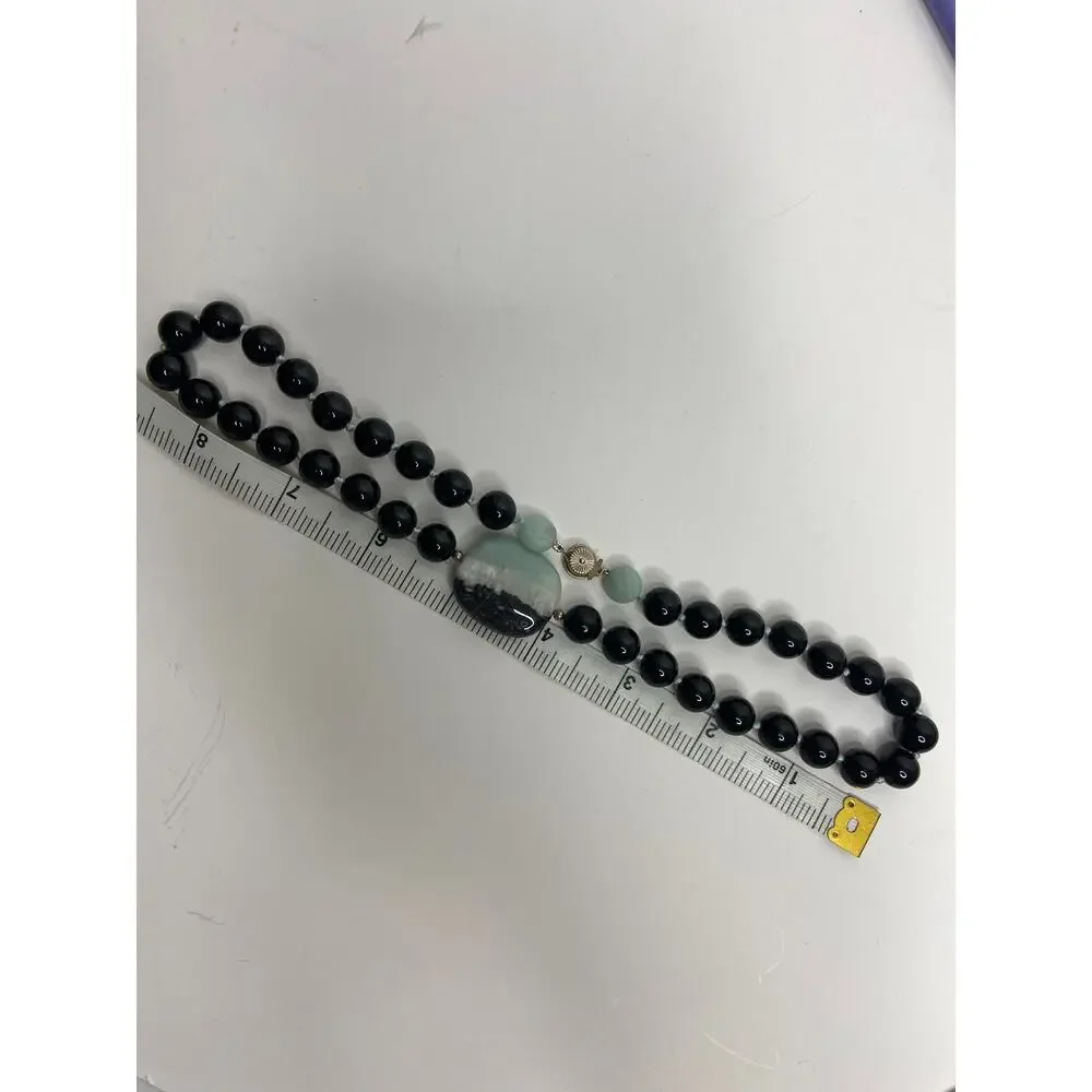Black & Blue Ombre Focal Bead Necklace